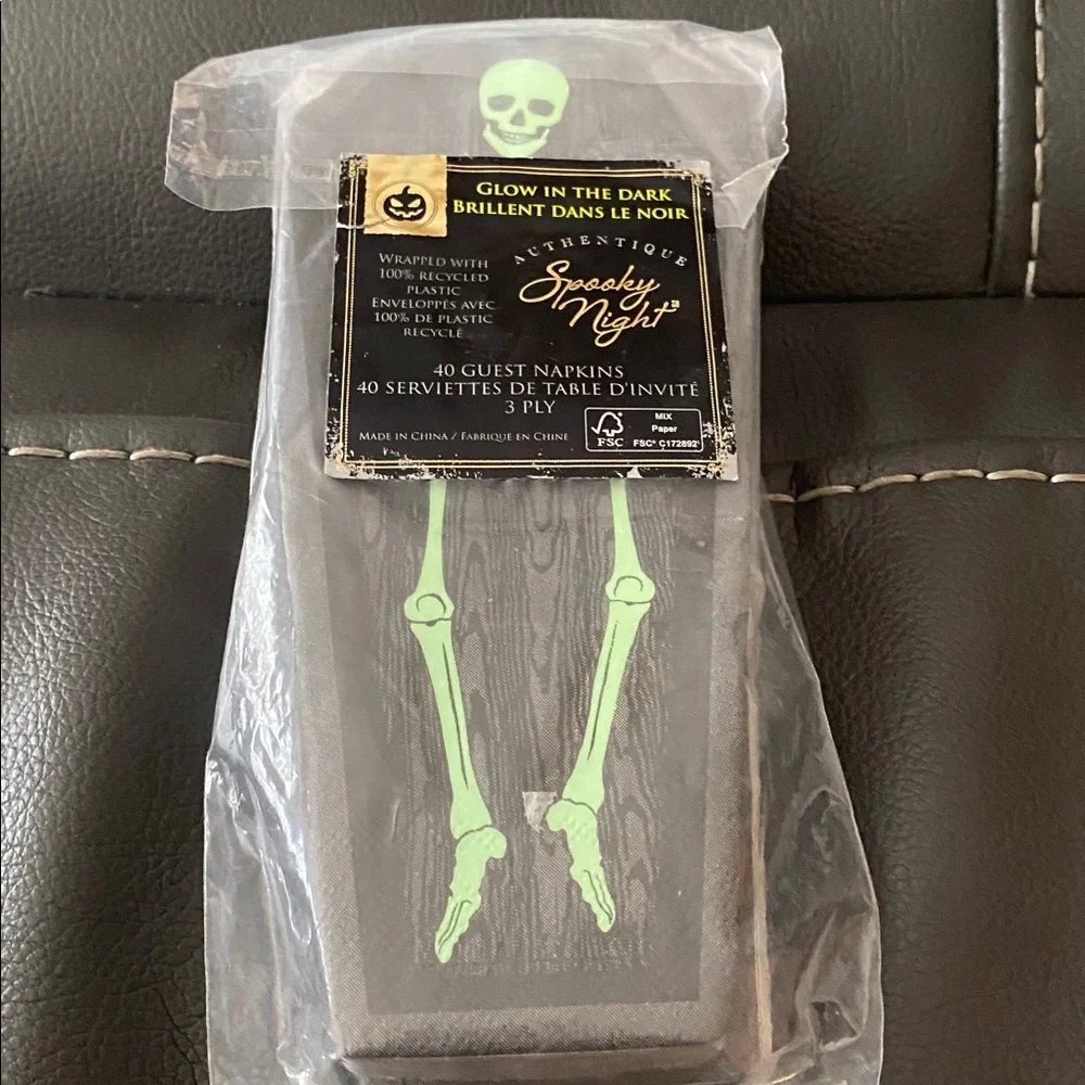 Glow in the Dark Skeleton‎ Halloween Party Cocktail Napkins